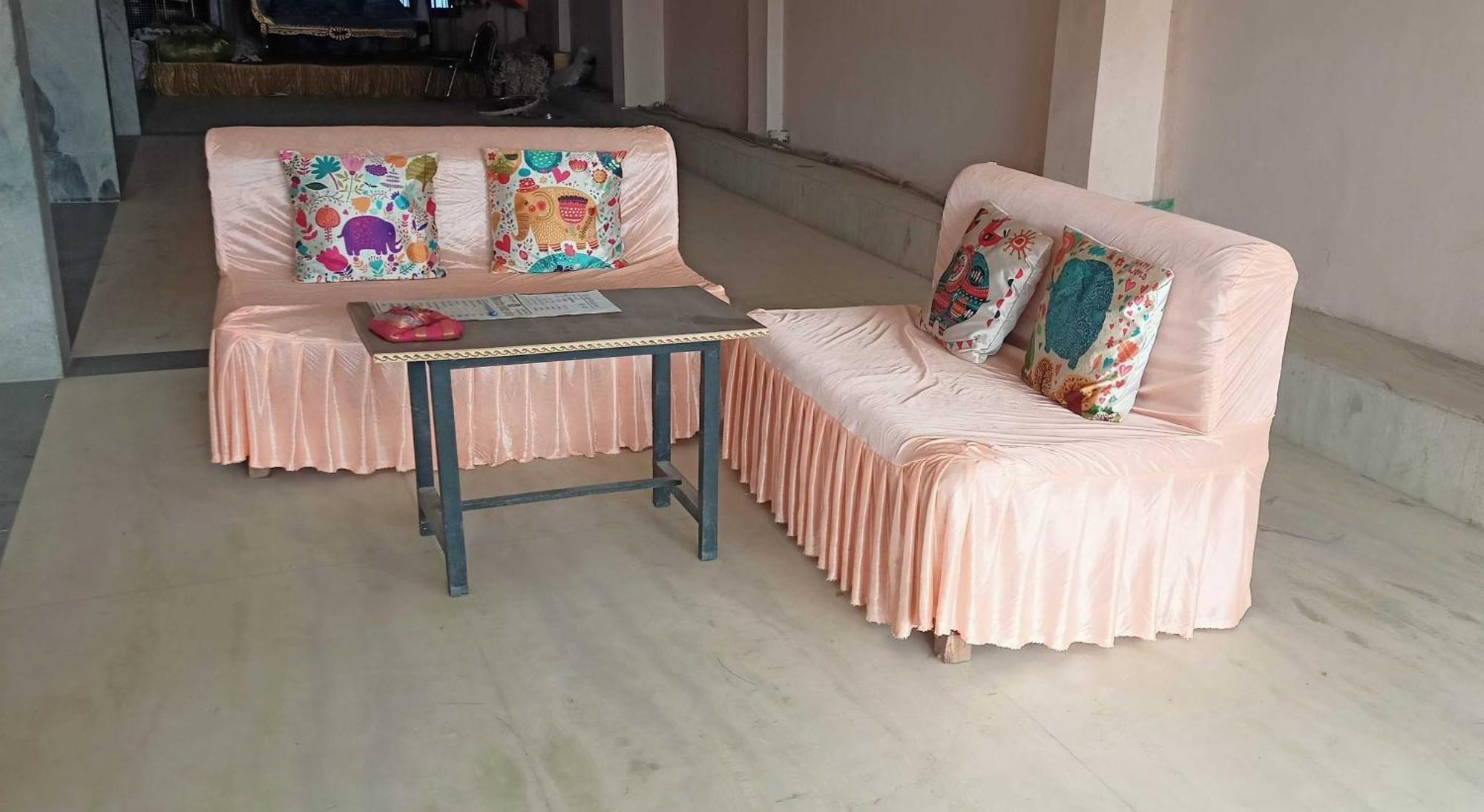 Oyo Hotel Radhe Krishna Marriage Hall 러크나우 외부 사진
