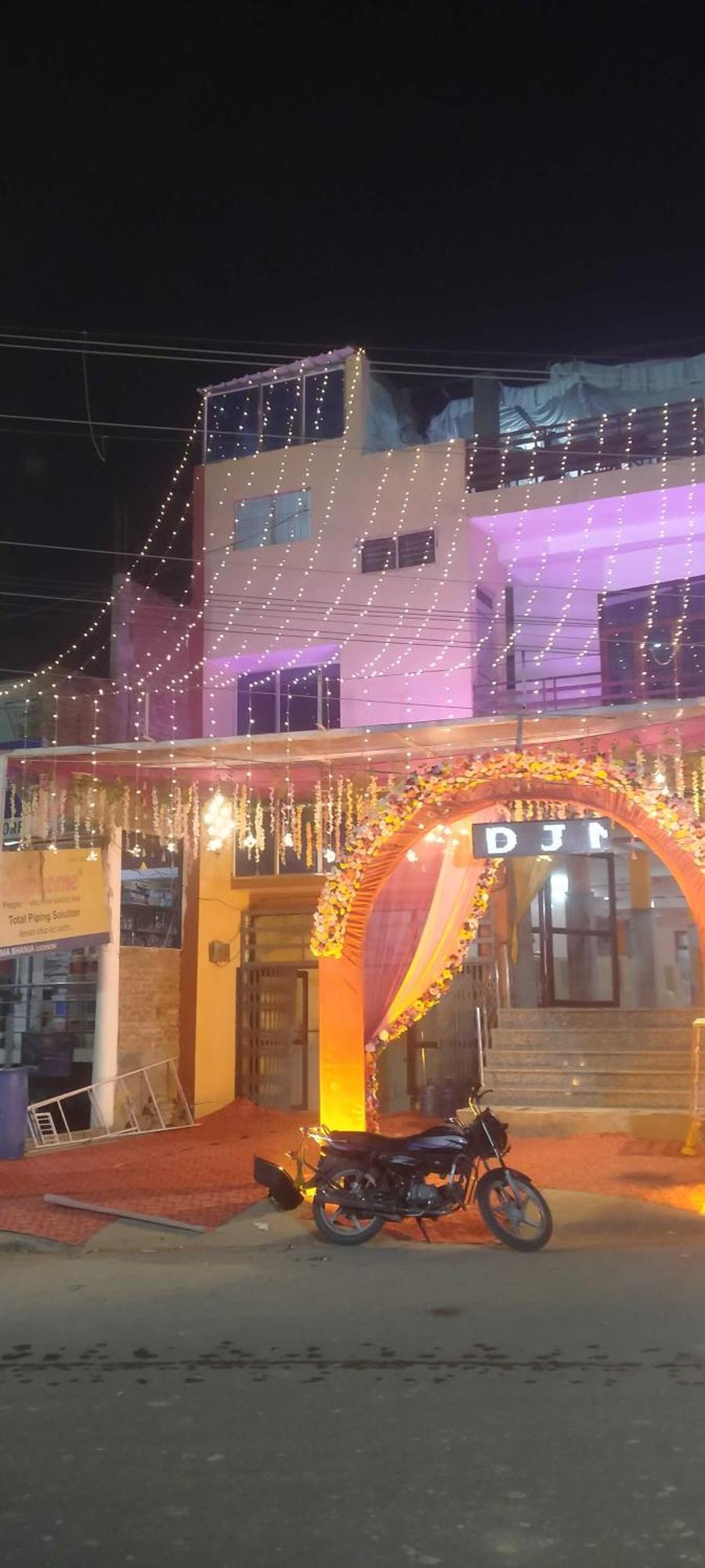 Oyo Hotel Radhe Krishna Marriage Hall 러크나우 외부 사진